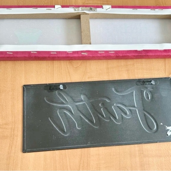 Pictures lot of 2 wall hangings Christian sayings decor - Picture 2 of 4